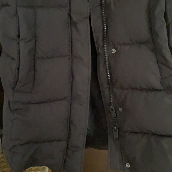 Like-NEW* H&M Puffy Jacket - Picture 5 of 5